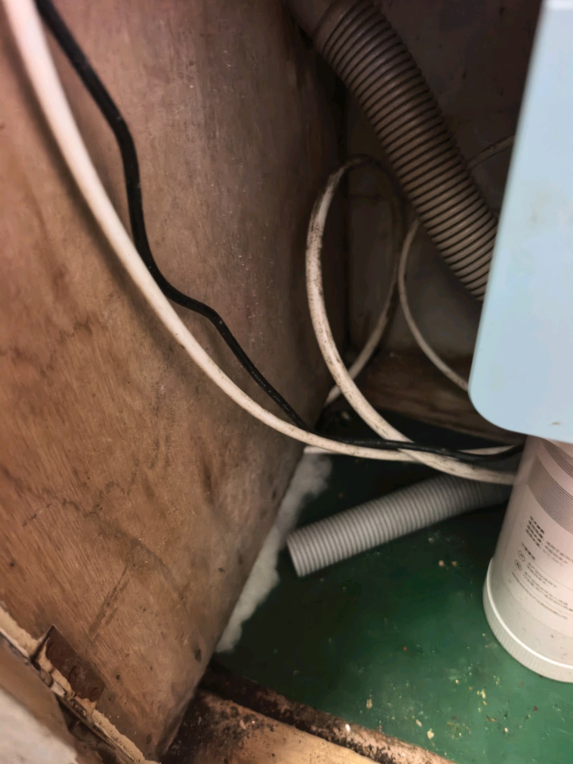 06_末端直饮_废水管固定图.jpg
